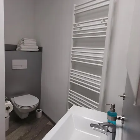 Doppelzimmer Mit Eigenem Bad Aparthotel *